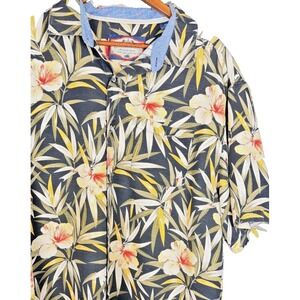 Bahama Bay Club Shirt XL Black Floral Hibiscus Rayon Blend Hawaiian Aloha Camp